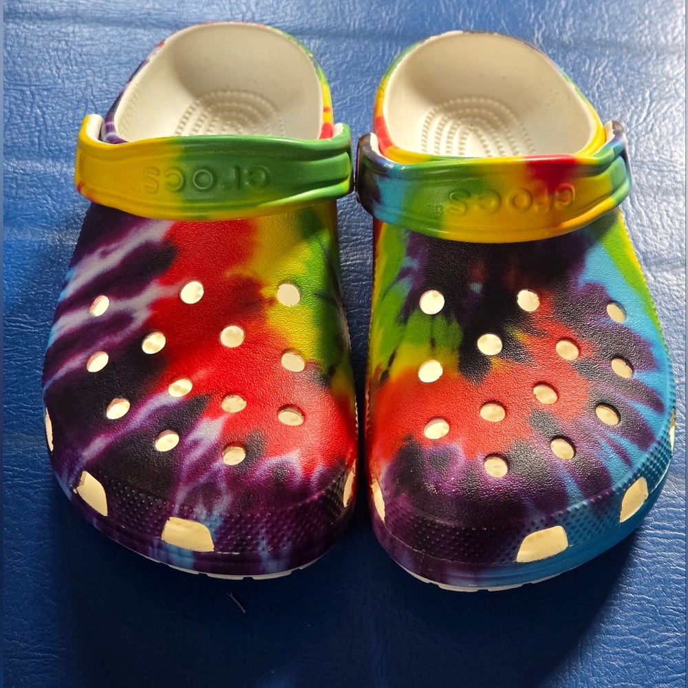 CROCS Multicolor Tie-Dye Clogs